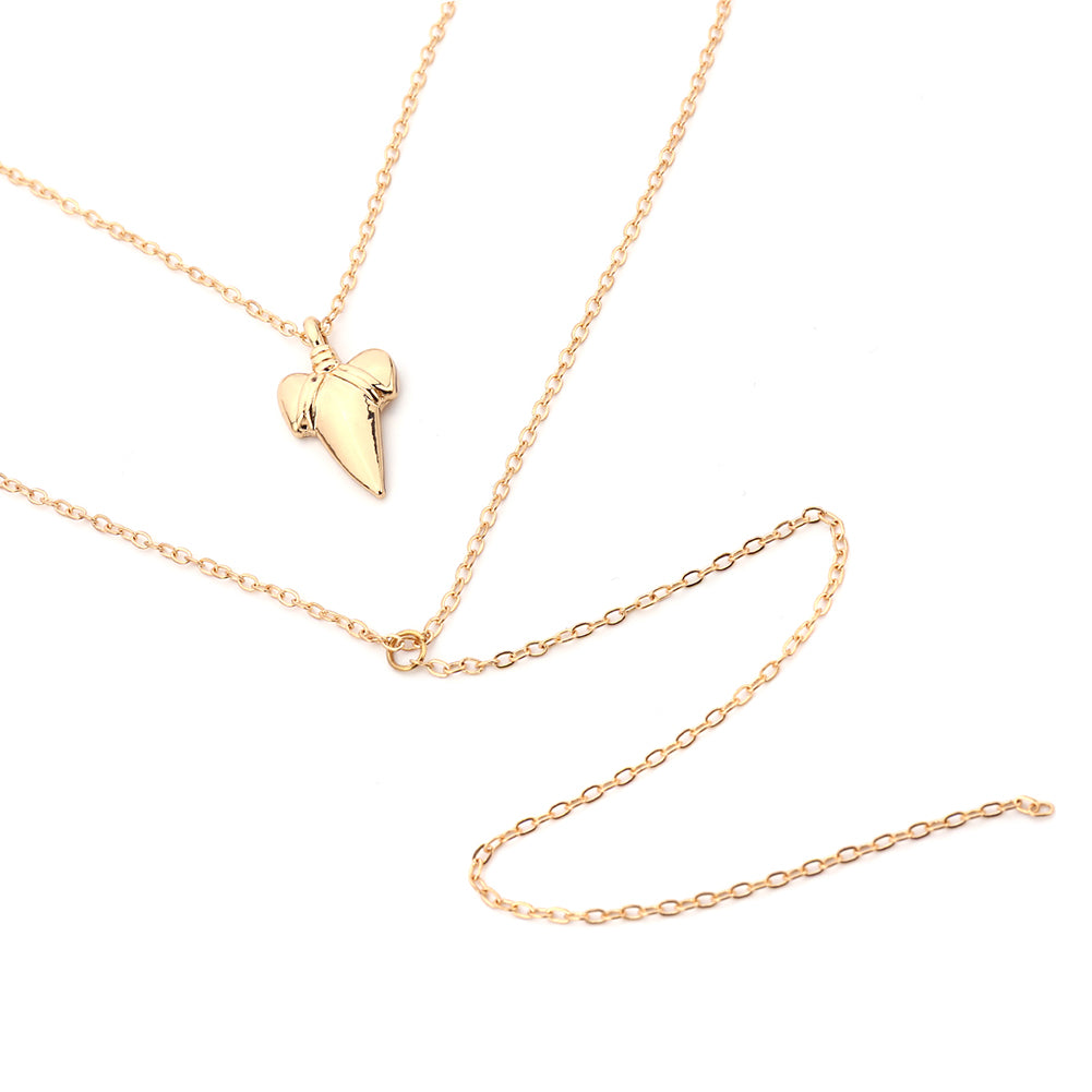 Women Fashion Multilayer Shark's Tooth Pattern Necklaces Chain Choker Jewelry