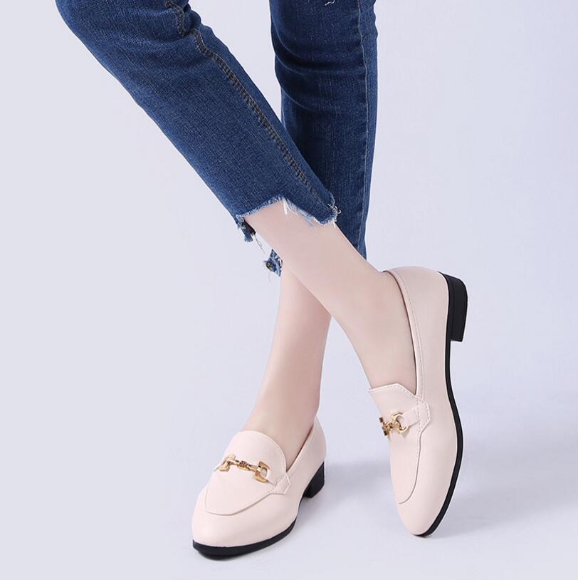 2018 spring female new fashion shallow mouth flat shoes metal buckle small shoes