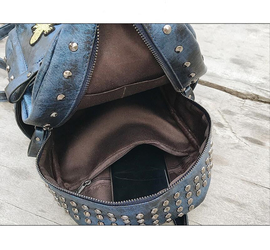 2018 new backpack large capacity travel bag rivet embroidery student backpack bag backpack