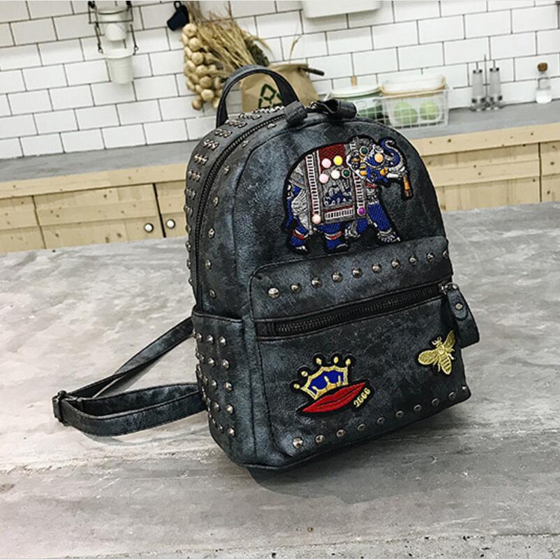 2018 new backpack large capacity travel bag rivet embroidery student backpack bag backpack