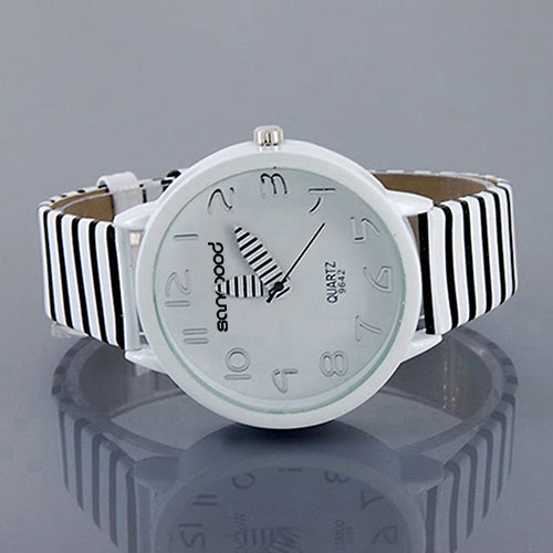 Women Fashion Color Striped Strap Round Case Casual Quartz Analog Wrist Watch