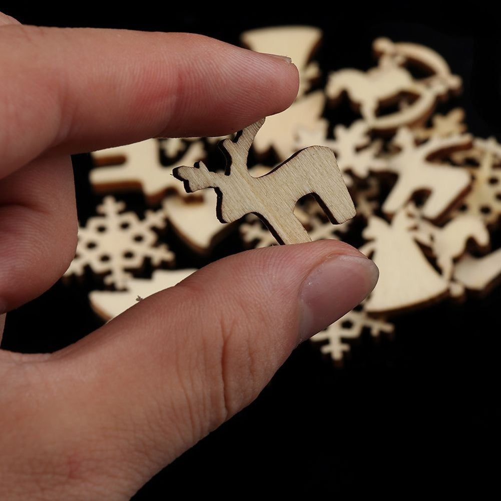 50Pcs Rocking Horse Natural Wood Chip Reindeer Snowflake Xmas Tree Hanging Decor