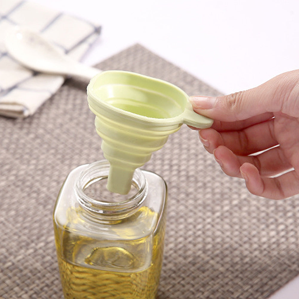 Retractable Mini Funnel Transferring Liquid Oil Perfume Household Kitchen Tool