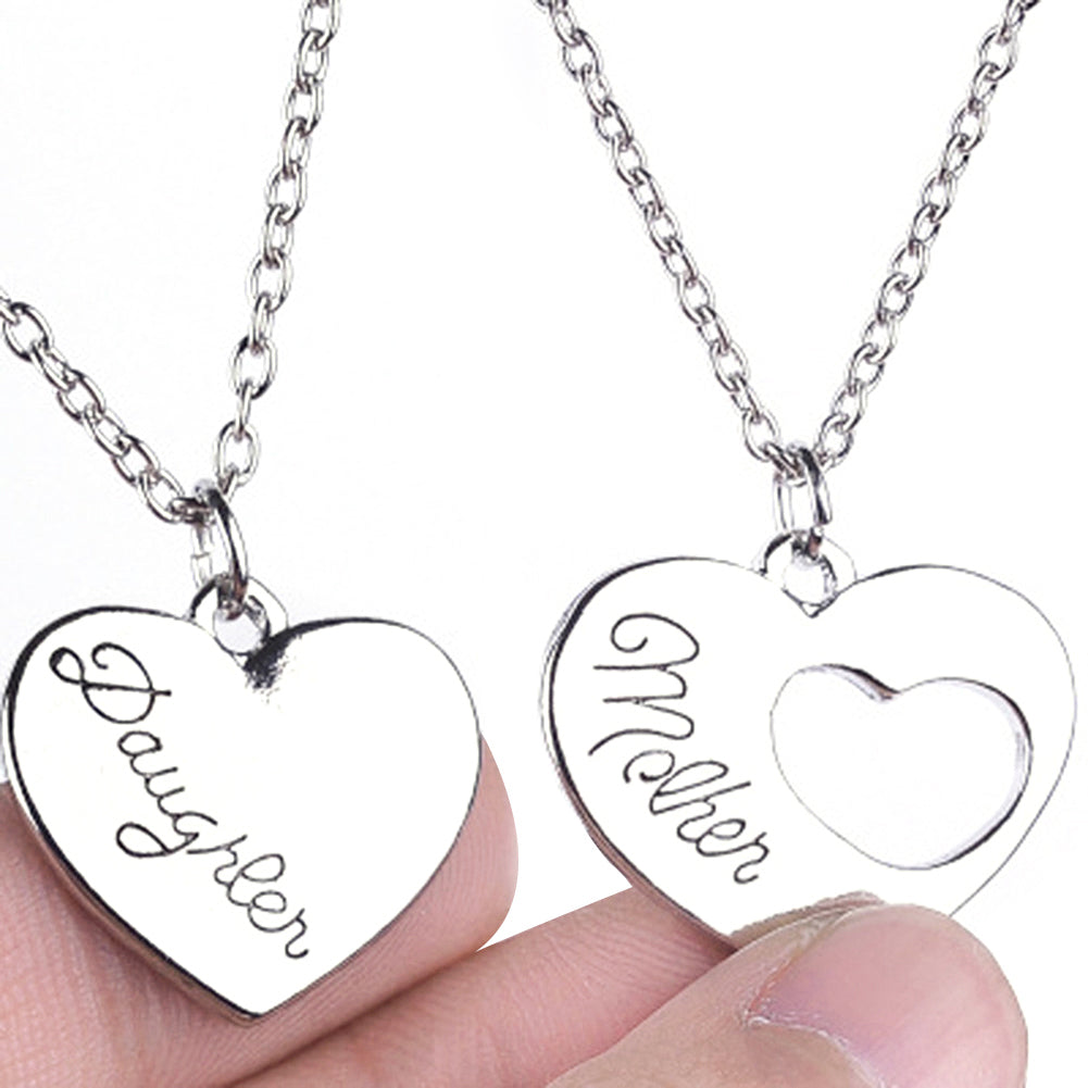 2 Pcs/Set Fashion Mother Daughter Carved Necklaces Heart Shape Pendant Necklace