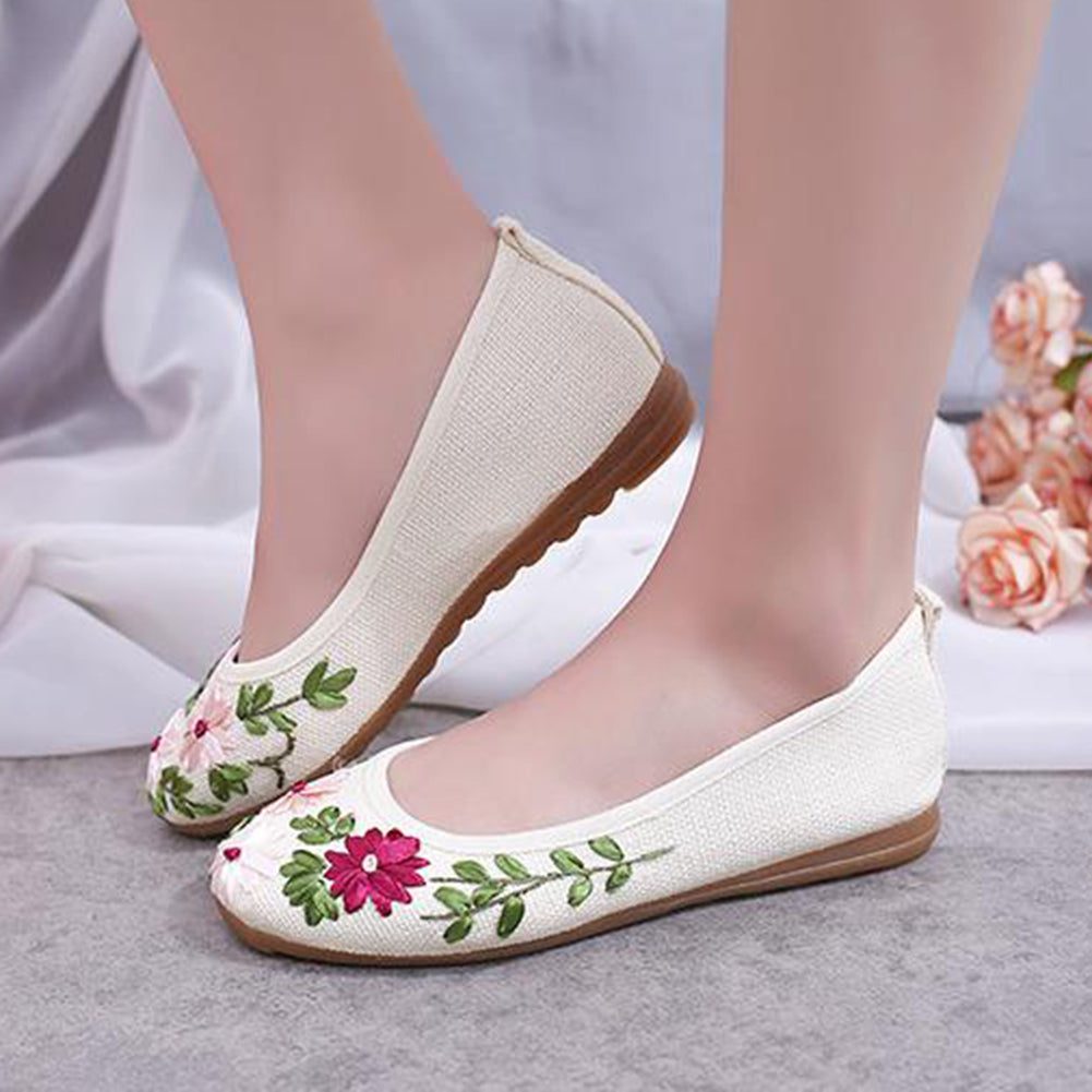 Women's Ethnic Embroidered Flower Soft Leisure Flats Heel Dancing Walking Shoes