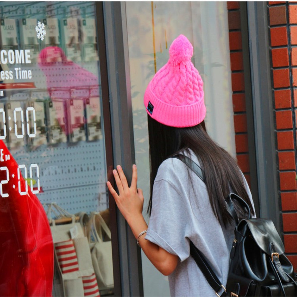 Deest New Arrival Bluetooth beanie Hat Cap Knitted Winter Magic Hands-free Music mp3 Hat for woman Men Smartphone Holiday gift.