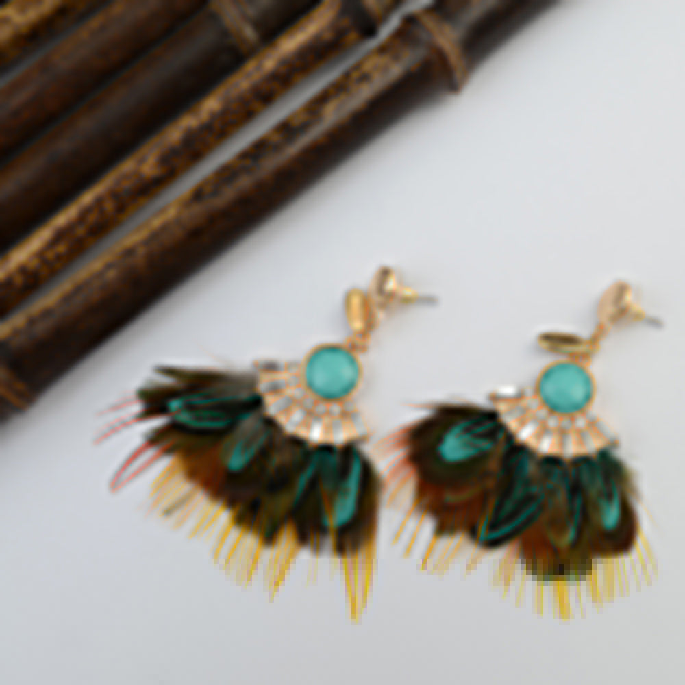 Fashion Women Feather Earrings 2018 Trendy Girl High quality Drop Earrings Bohemian Earrings