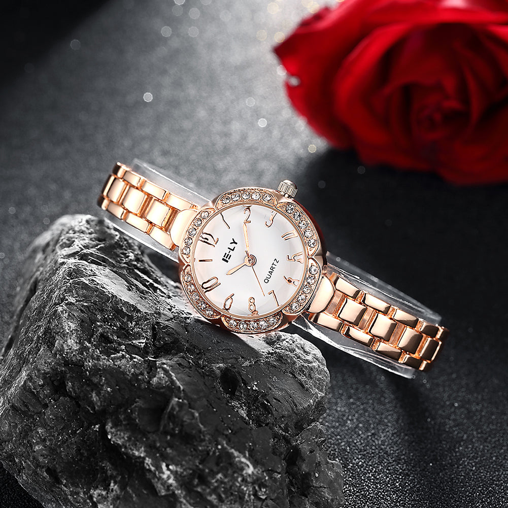 Watch series fashionable ladies fashion new watch steel band.