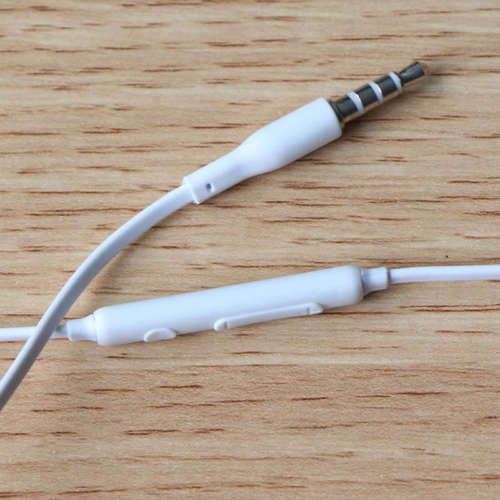 3.5mm In-Ear Earphones Mic Headset Bass Stereo Headphones With Remote Earbuds