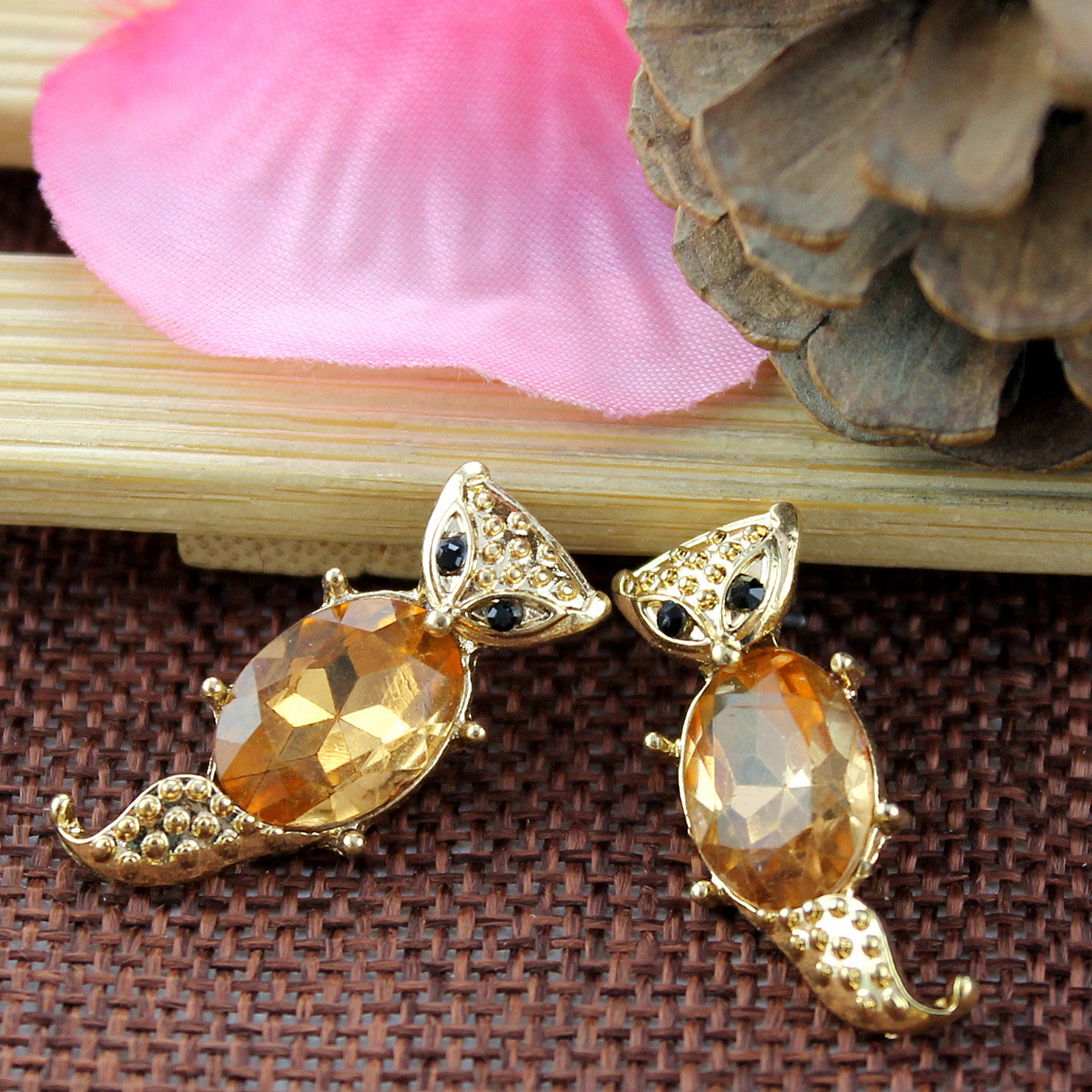 E-61 Euisite holiday gifts High quality gold-plated fox earrings Elegant fashion