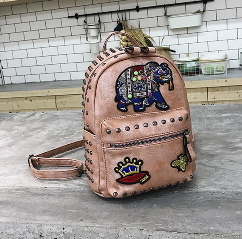 2018 new backpack large capacity travel bag rivet embroidery student backpack bag backpack