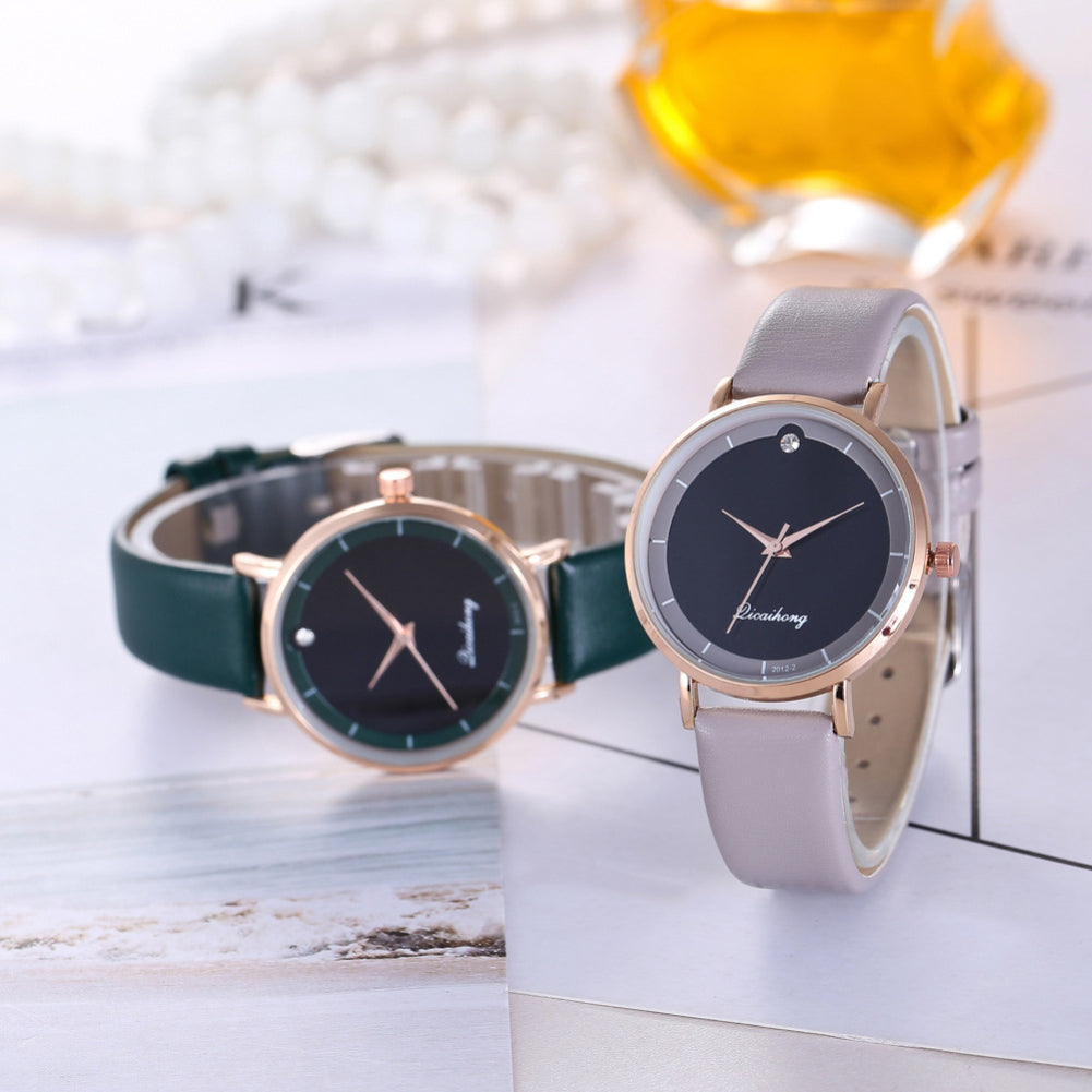 Fashion Faux Leather Rhinestone Round Dial Analog Quartz Move Women Wrist Watch