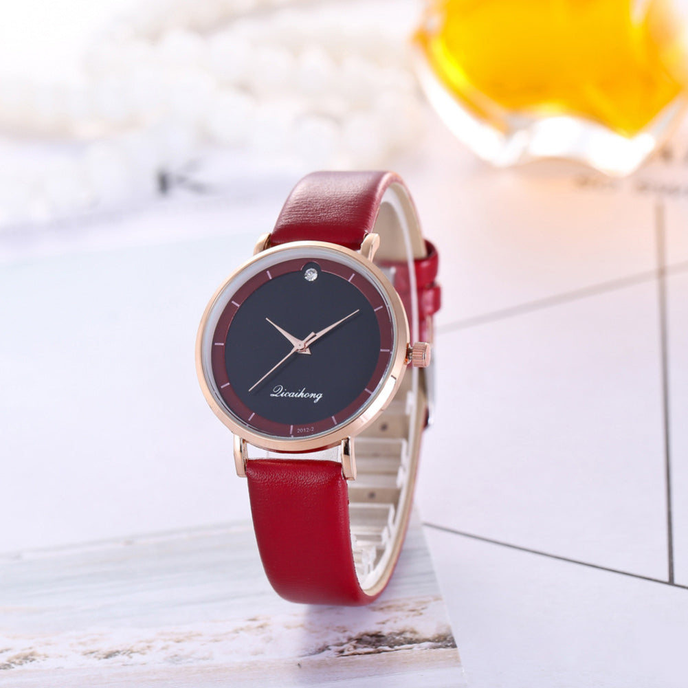 Fashion Faux Leather Rhinestone Round Dial Analog Quartz Move Women Wrist Watch