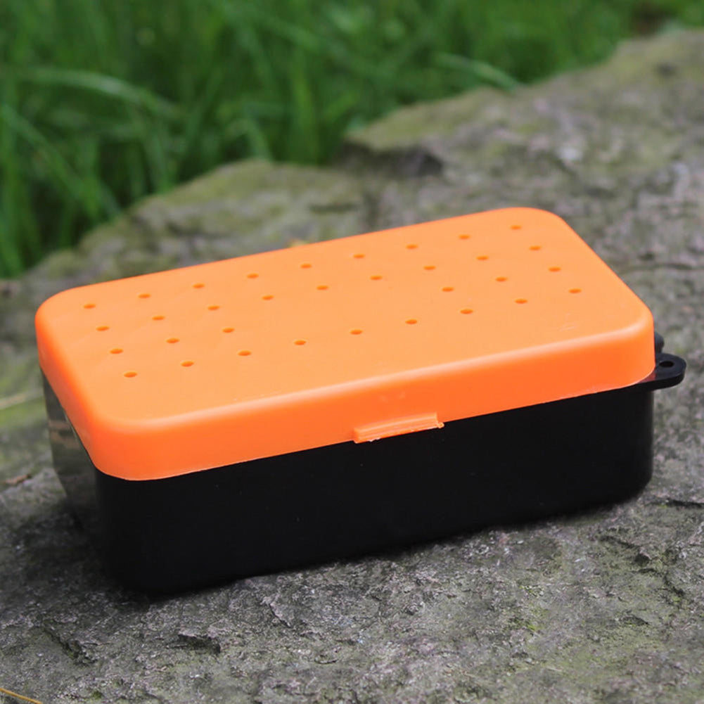 Portable Earthworm Red Worm Fishing Bait Tackle Alive Lure Storage Case Box