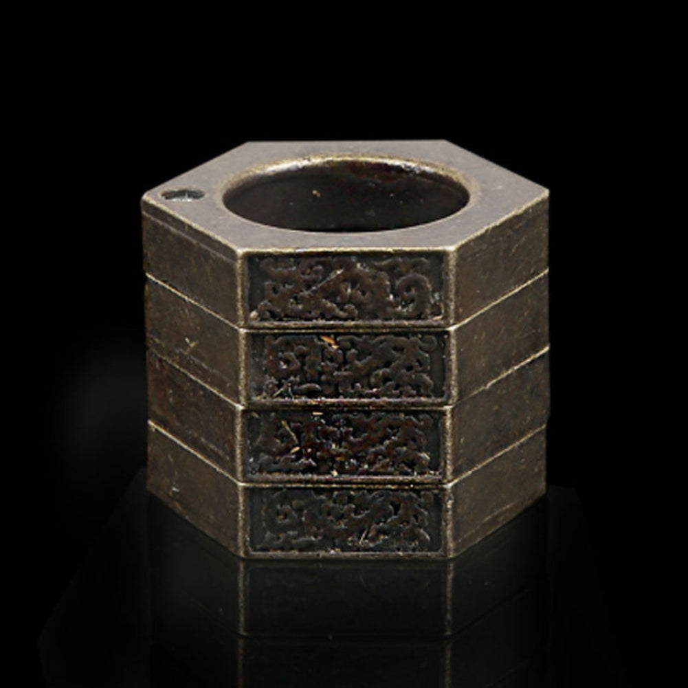 4Pcs Round Hexagon Self-defense Men's Finger Ring Emergency Window Breaker Tool