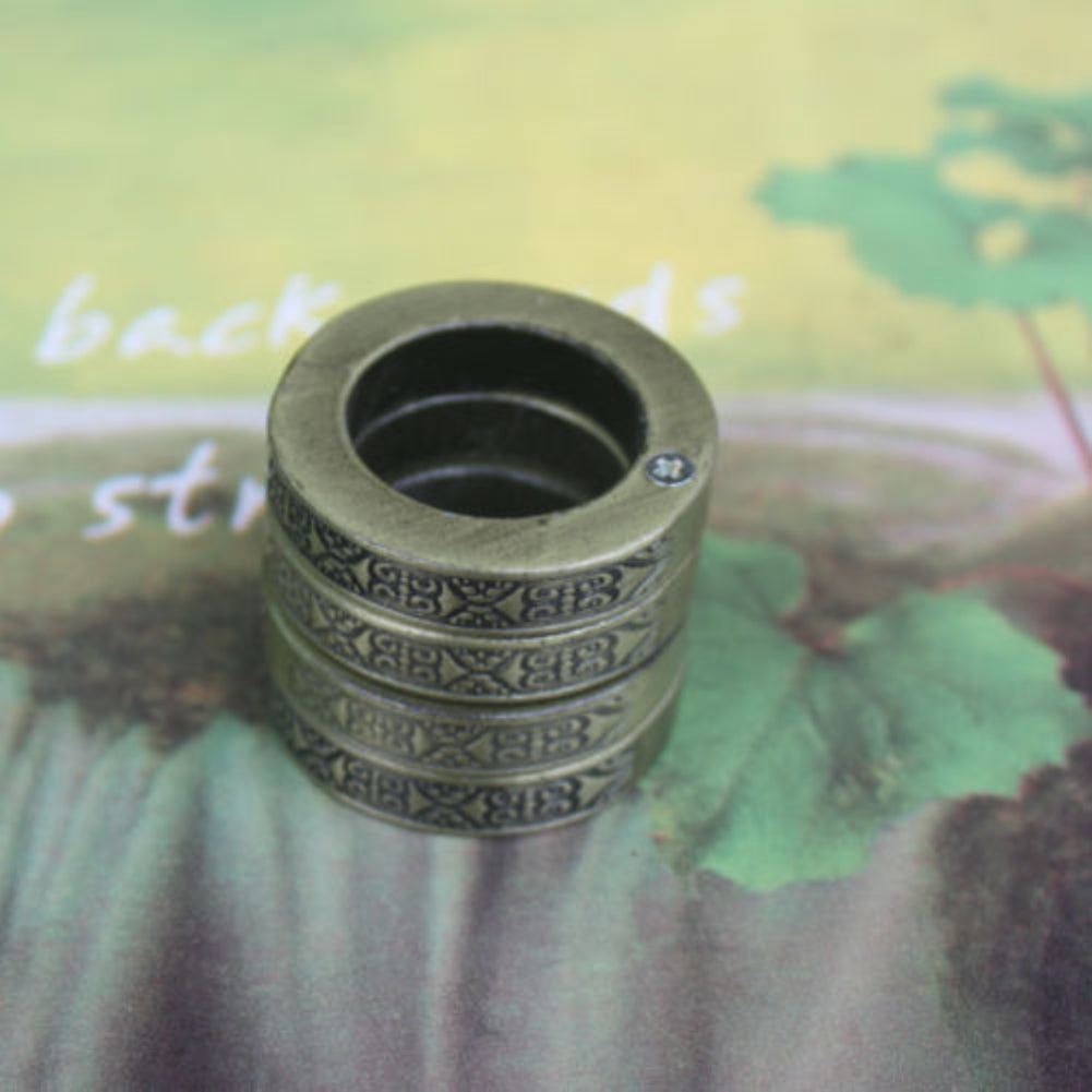 4Pcs Round Hexagon Self-defense Men's Finger Ring Emergency Window Breaker Tool