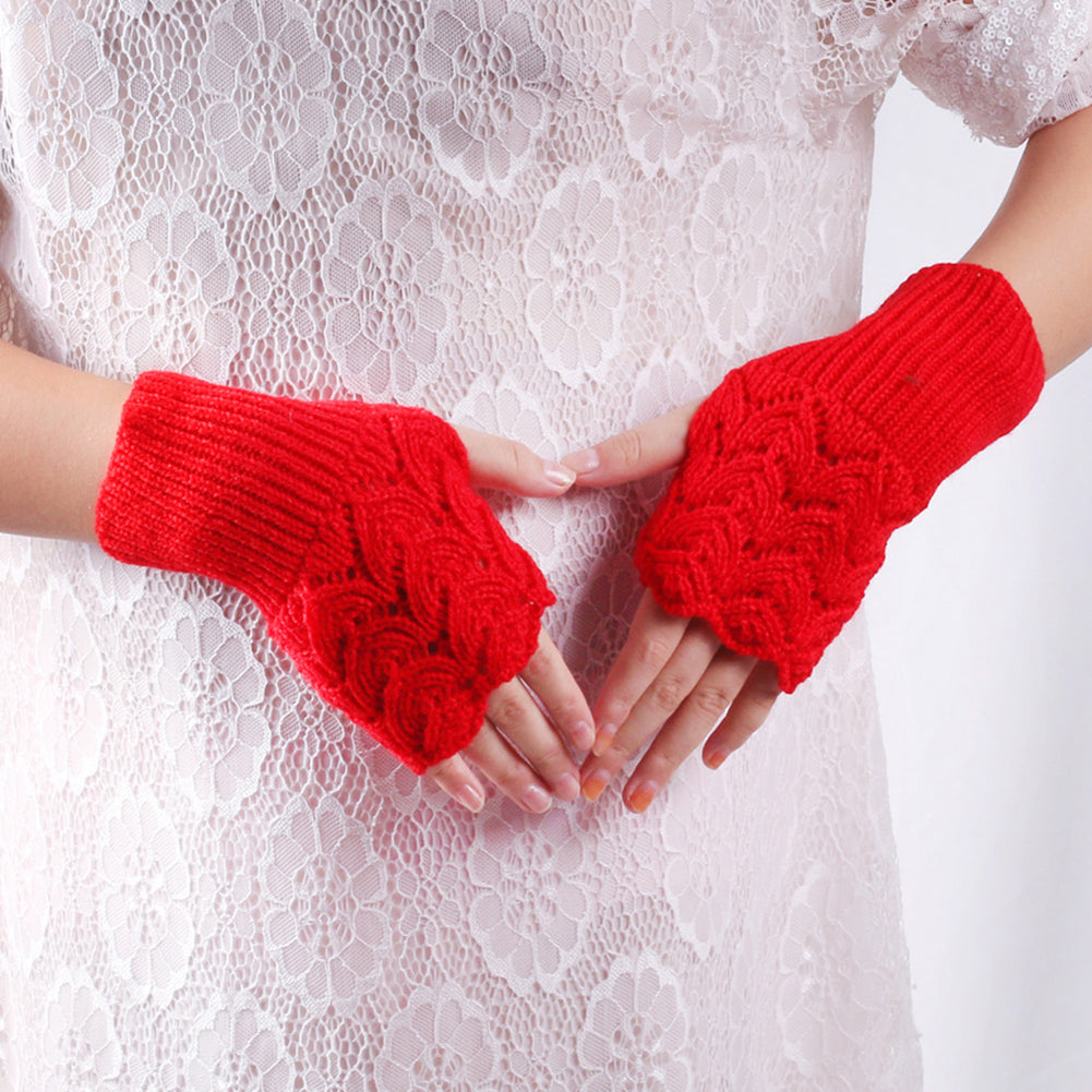 Fashion Winter Fingerless Gloves Solid Color Women Knitted Hollow Heart Mittens