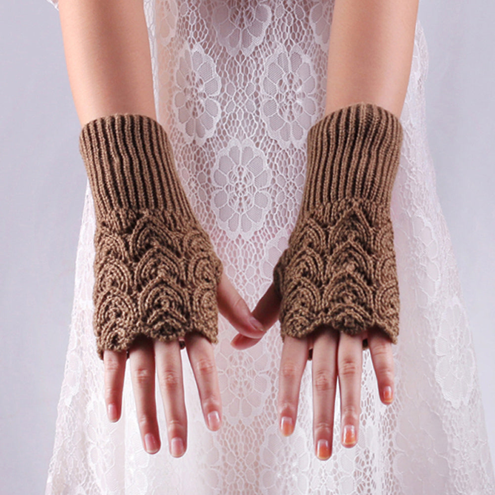 Fashion Winter Fingerless Gloves Solid Color Women Knitted Hollow Heart Mittens