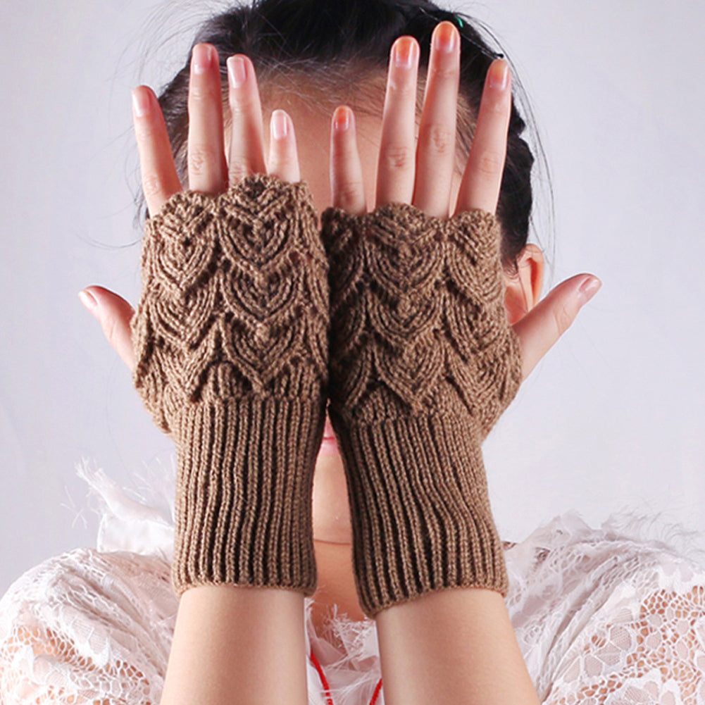 Fashion Winter Fingerless Gloves Solid Color Women Knitted Hollow Heart Mittens