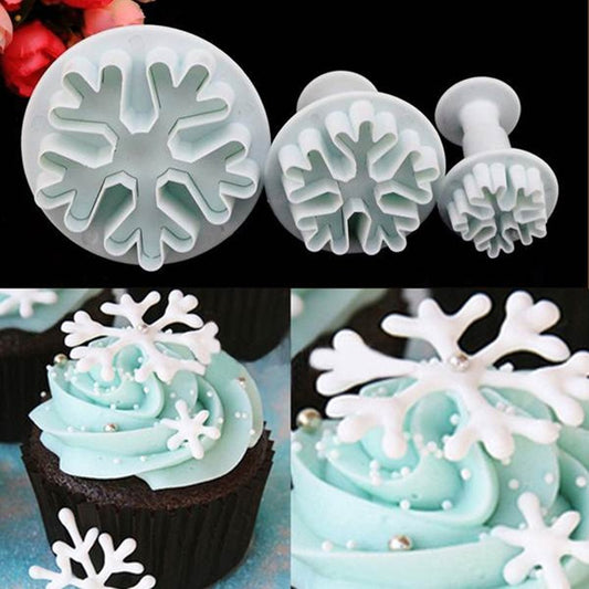 3Pcs Snowflake Fondant Cake Decorating Mold DIY Sugarcraft Cutter Plunger Mould