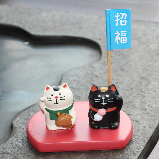 Lovely White Black Fortune Lucky Cat Ornament Home Desktop Decor Resin Craft