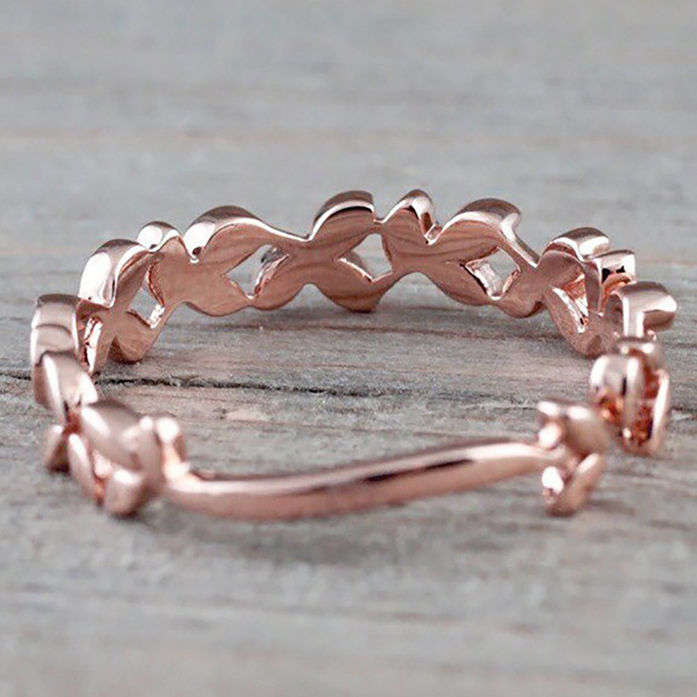 Fashion Hollow Leaf Design Women Rhinestone Jewelry Engagement Wedding Ring