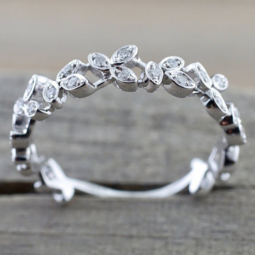 Fashion Hollow Leaf Design Women Rhinestone Jewelry Engagement Wedding Ring