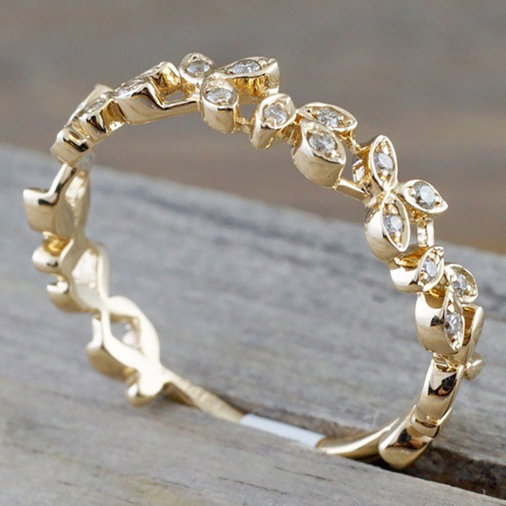 Fashion Hollow Leaf Design Women Rhinestone Jewelry Engagement Wedding Ring