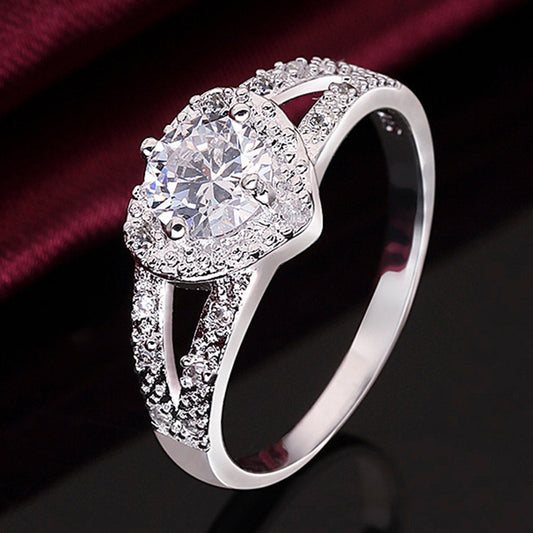 Fashion Women Heart Shape Rhinestone Hollow Band Finger Ring Wedding Jewelry