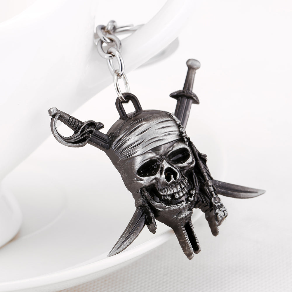 2017 New 2 Color Pirates Of The Caribbean Keychain Captain Jack Sparrow Red Hood Skull Crossbones Keyring For Fans