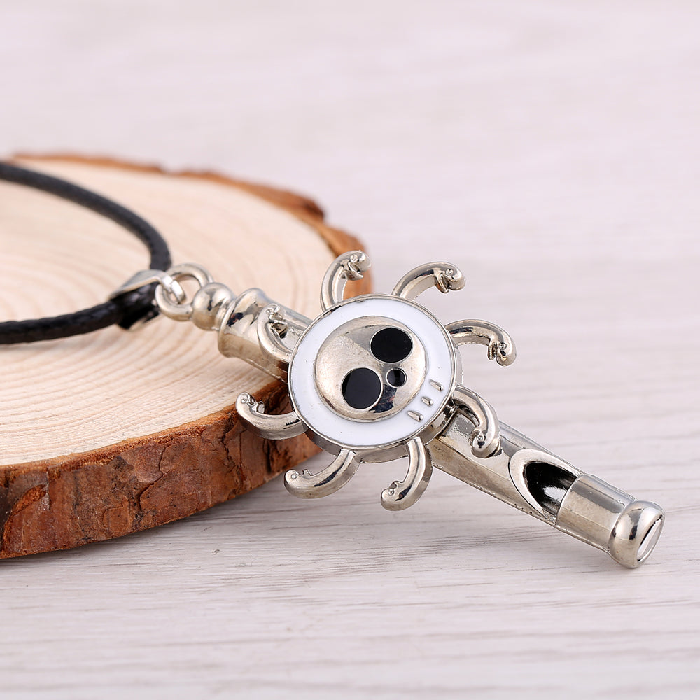 Hot Anime One Piece White Luffy Whistle Antique Silver Plated Keyrings High Quality Cosplay Key ring