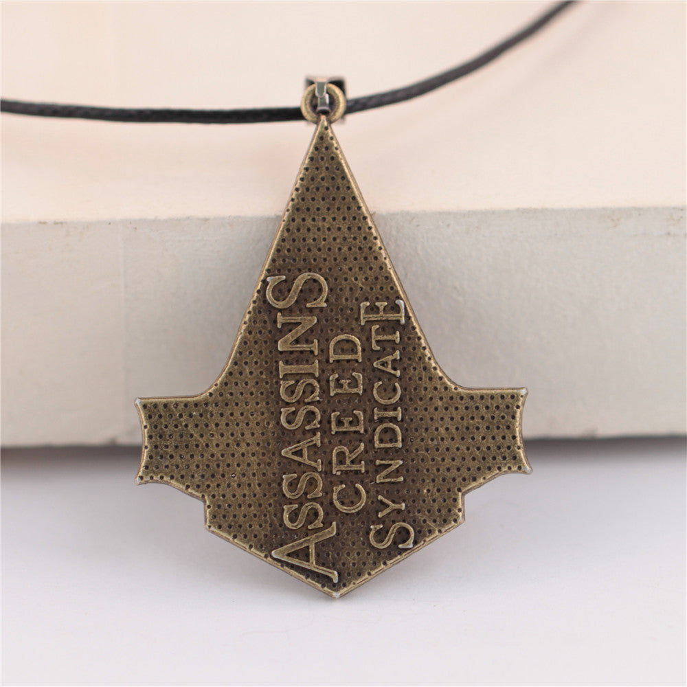 Assassins Creed Syndicate Ezio Deiss Mond Necklaces