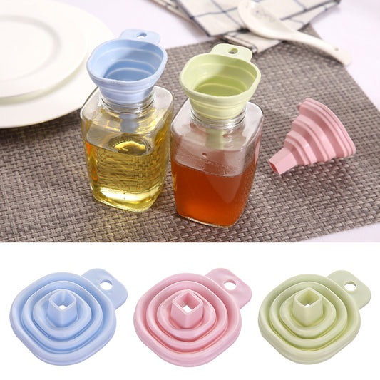 Retractable Mini Funnel Transferring Liquid Oil Perfume Household Kitchen Tool