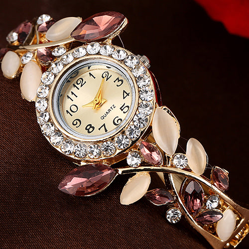 Women's Leaves Round Dial Rhinestone Inlaid Bracelet Quartz Dress Wrist Watch