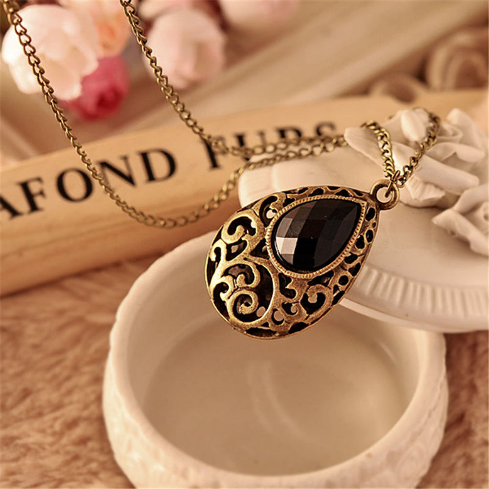 Women Vintage Jewelry Long Chain Waterdrop Carved Pendant Sweater Necklace