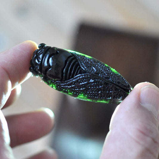 Retro Antique Chinese Style Green Artificial Jade Carved Cicada Pendant No Chain