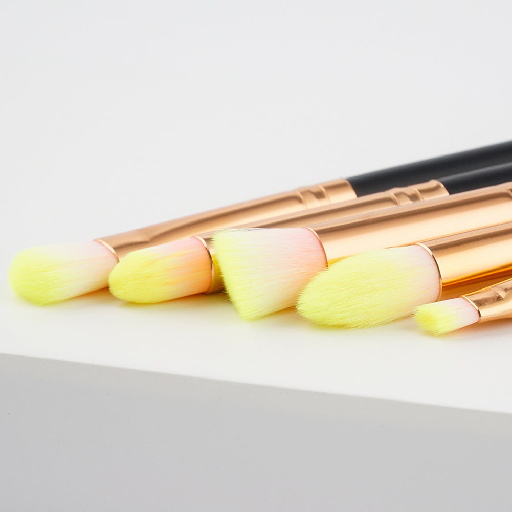 5Pcs Wood Handle Eyeshadow Eyebrow Cosmetic Makeup Brush Set Beauty Tool