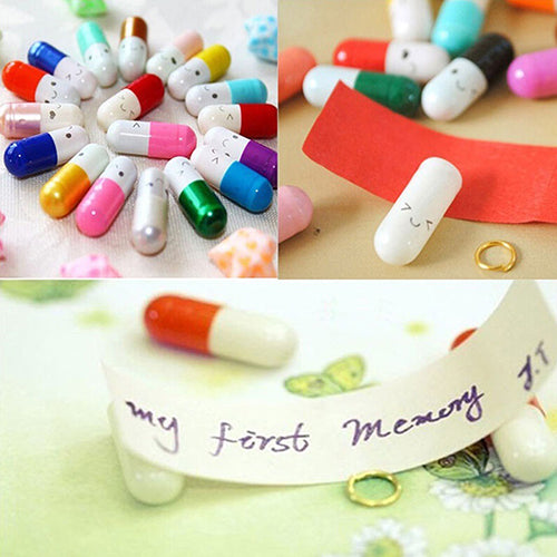 50 Pcs Message Storage Bottle Capsule Letter Cute Love Friendship Half Color Pill