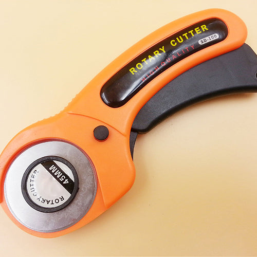 45mm Rotary Cutter Quilting Fabric Cutting Sewing Machine Craftsmanship Tool